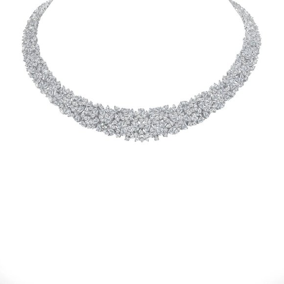 30 Carat Diamond 18K Gold Cluster Necklace - Picture 3 of 3